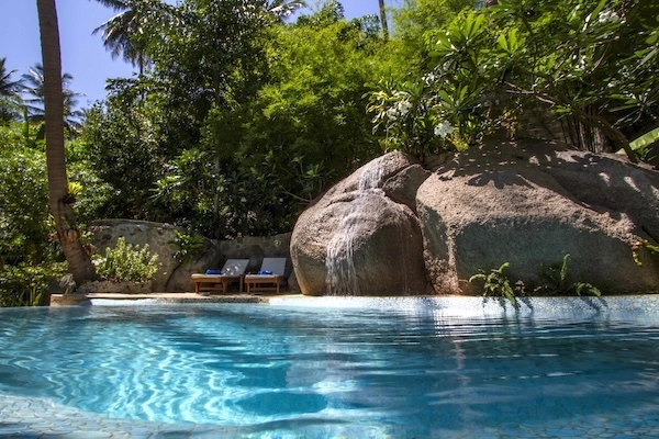 Luxury Resort Infinity Edge Pool Angle 2 - The Bougainvillea Villa at Monkey Flower Villas Koh Tao
