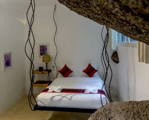 Luxury Resort Bed 1 - The Gardenia Villa at Monkey Flower Villas Koh Tao