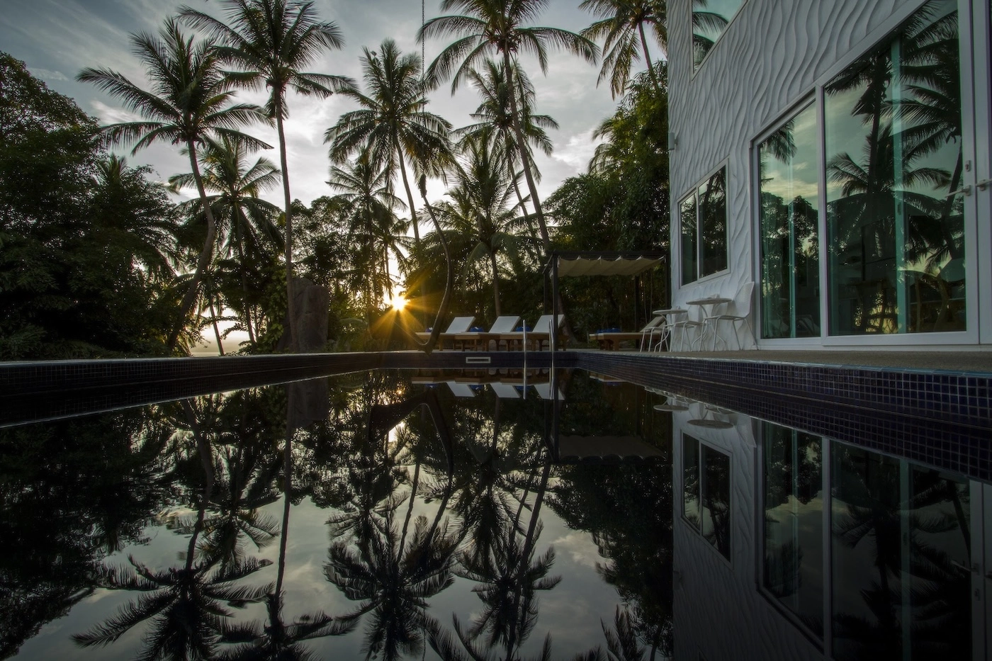 Luxury Villa Pool Sunset View - The Gardenia Villa at Monkey Flower Villas Koh Tao
